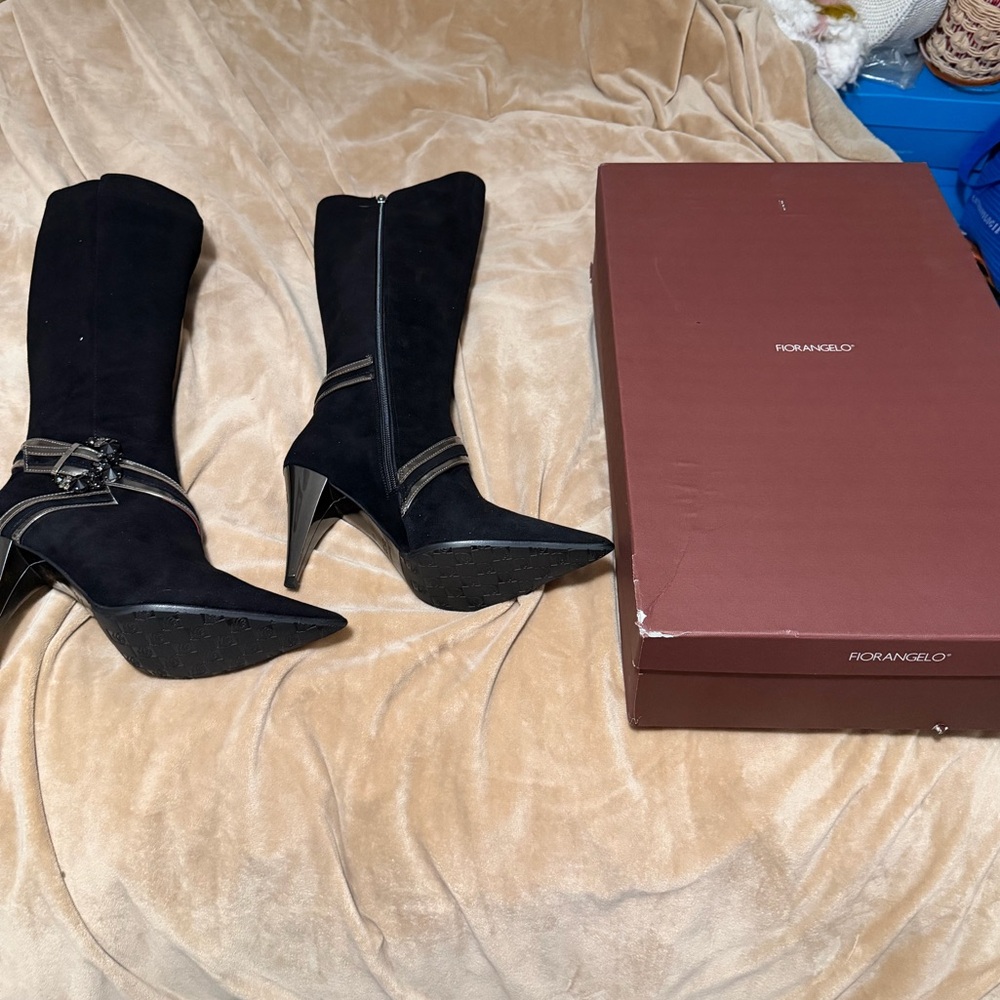 Fiorangelo Black Suede Women's Knee-High  Buckle Boots 41/11